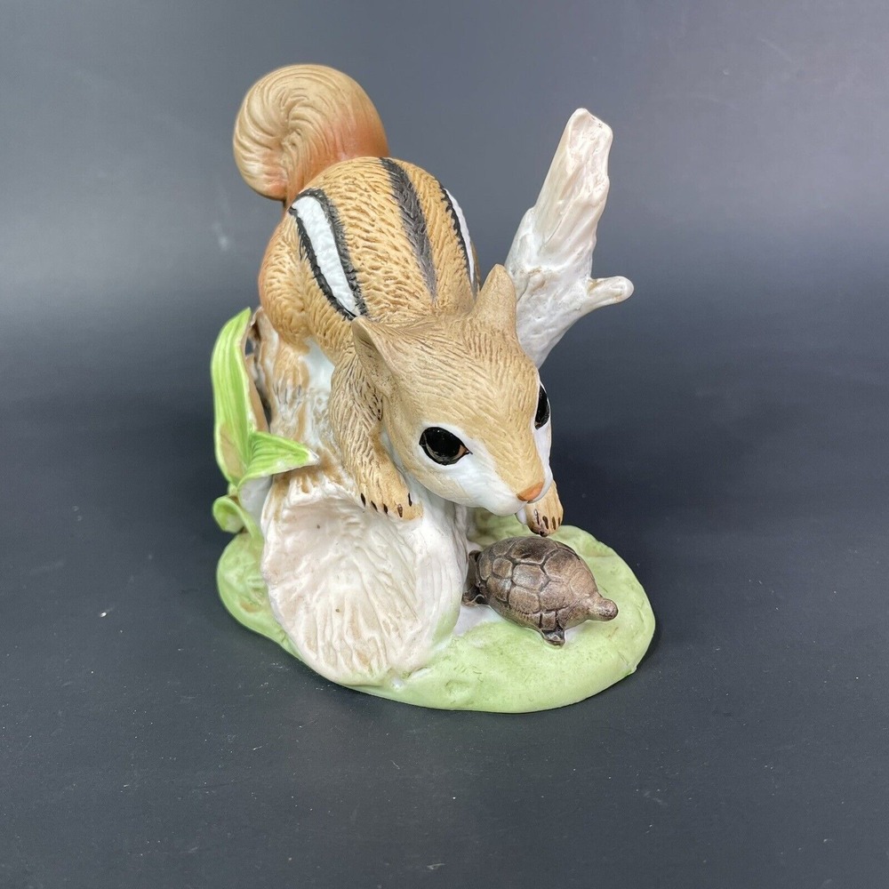 Vintage Homco Chipmunk On‎ Log With Turtle Porcelain Figurine 4 1/2"